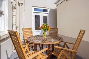 Photo 8- click for photo gallery